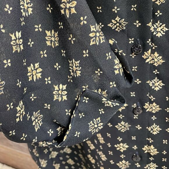 Emma James Ldies Button Blouse, Size 16, Black And Tan Floral - Picture 5 of 5